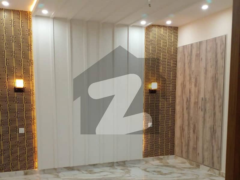 Spacious Upper Portion Is Available For rent In Ideal Location Of Eden Gardens