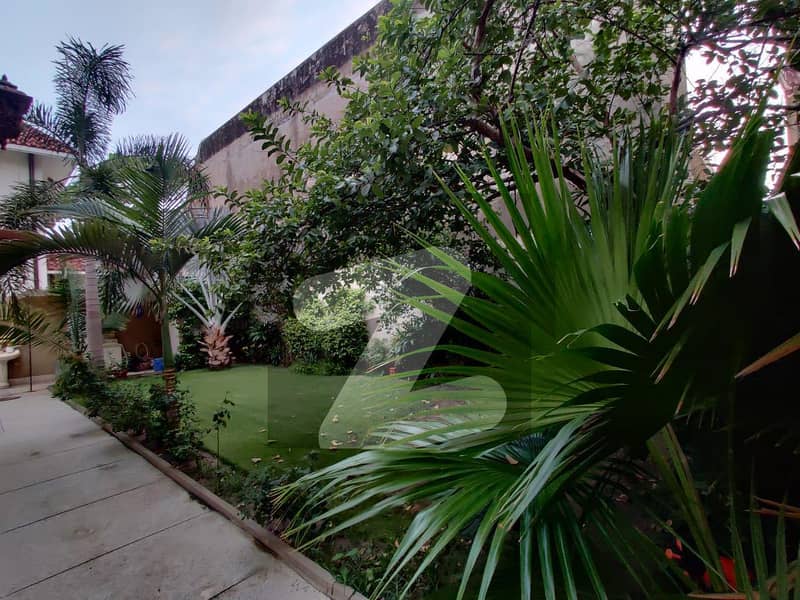 1 Kanal Renovated House for sale at Garden Town Lahore Garden Town