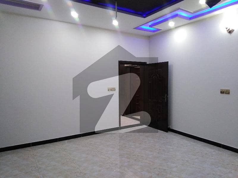 گلشنِِِ راوی ۔ بلاک ایف گلشنِ راوی,لاہور میں 3 کمروں کا 12 مرلہ مکان 3.9 کروڑ میں برائے فروخت۔