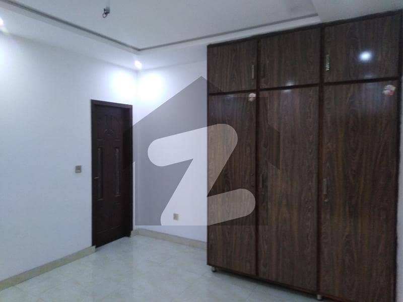 Centrally Located Lower Portion Available In Gulshan-E-Ravi For Rent