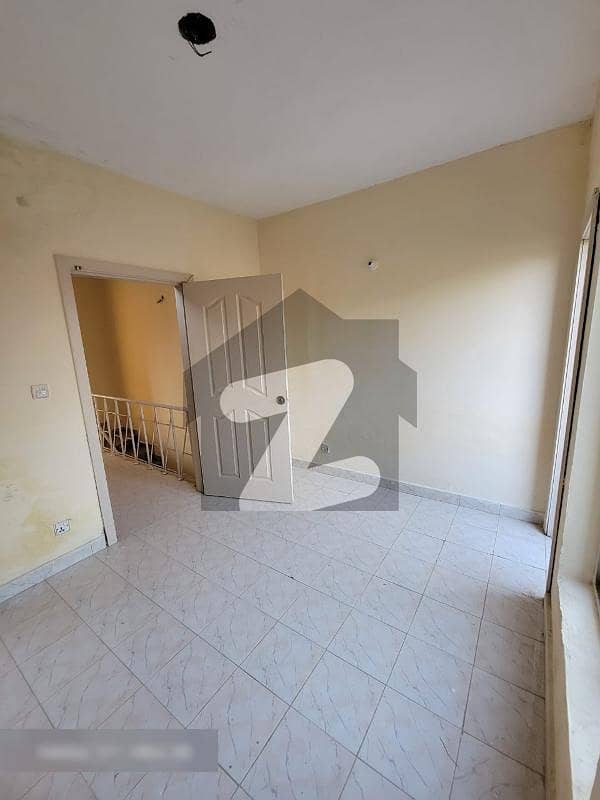 3 Marla Upper Portion For Sale In Edenabad 3 Marla Upper Portion For Sale In Edenabad