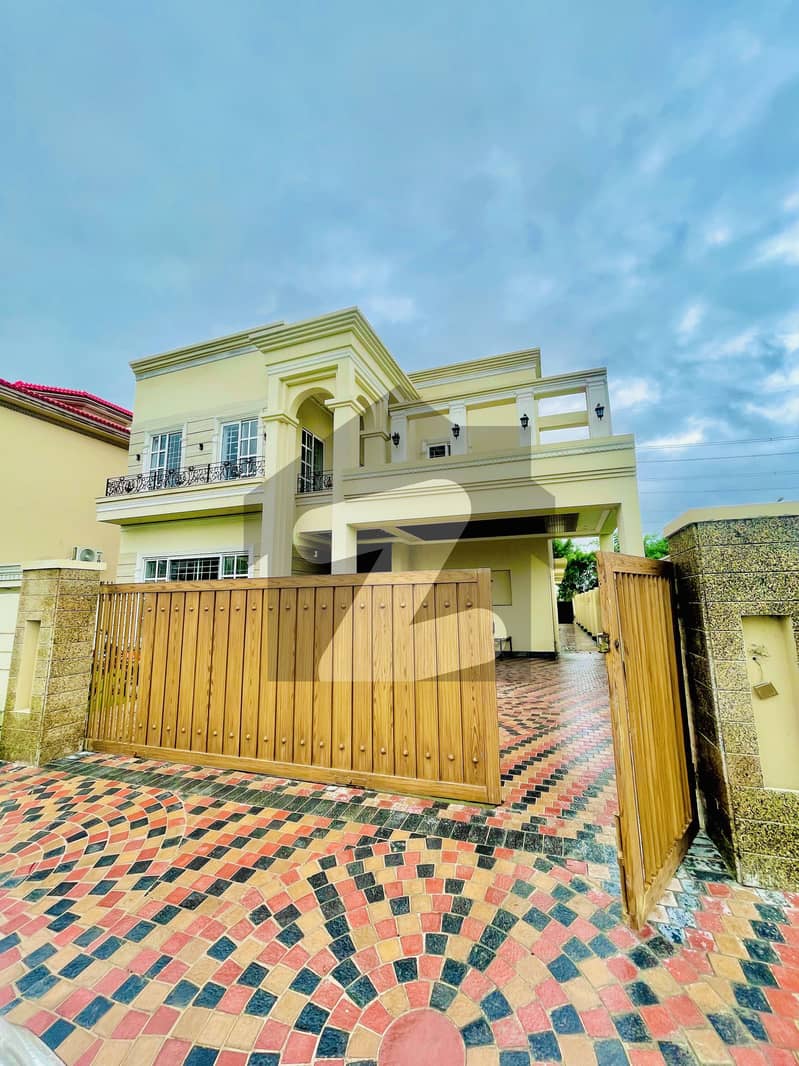 1 Kanal Luxury House For Sale Bankers Avenue Cooperative Housing