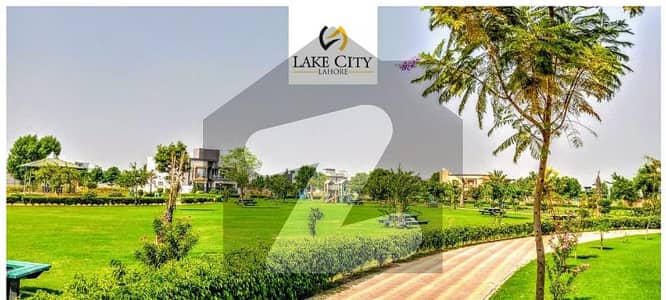 لیک سٹی ۔ سیکٹر ایم ۔ 1 لیک سٹی,رائیونڈ روڈ,لاہور میں 8 مرلہ رہائشی پلاٹ 1.5 کروڑ میں برائے فروخت۔