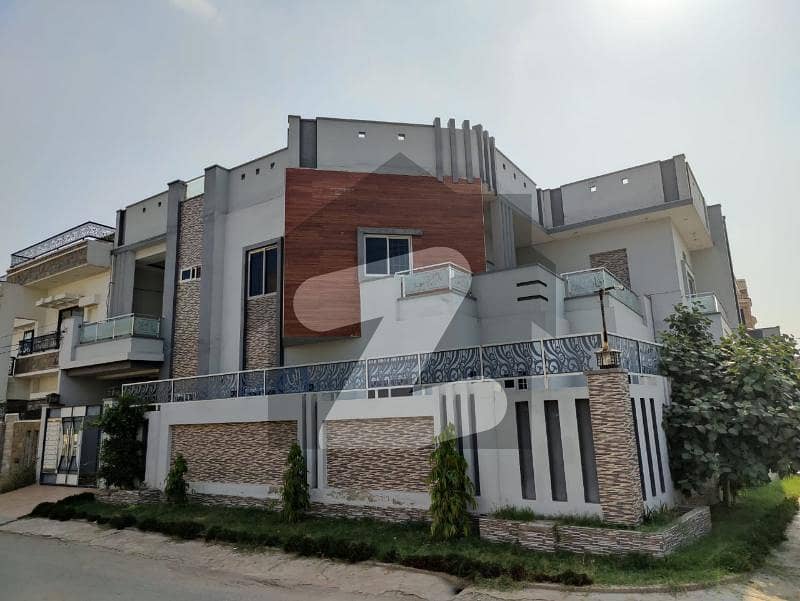 رزاق ولاز ہاؤسنگ سکیم ساہیوال میں 6 کمروں کا 10 مرلہ مکان 2.9 کروڑ میں برائے فروخت۔