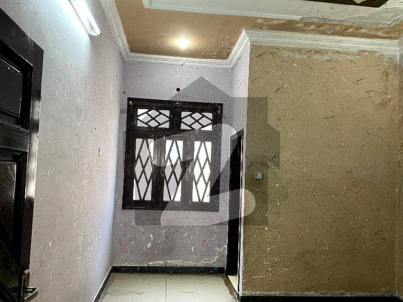 حیات آباد فیز 1 حیات آباد,پشاور میں 3 کمروں کا 5 مرلہ بالائی پورشن 37.0 ہزار میں کرایہ پر دستیاب ہے۔