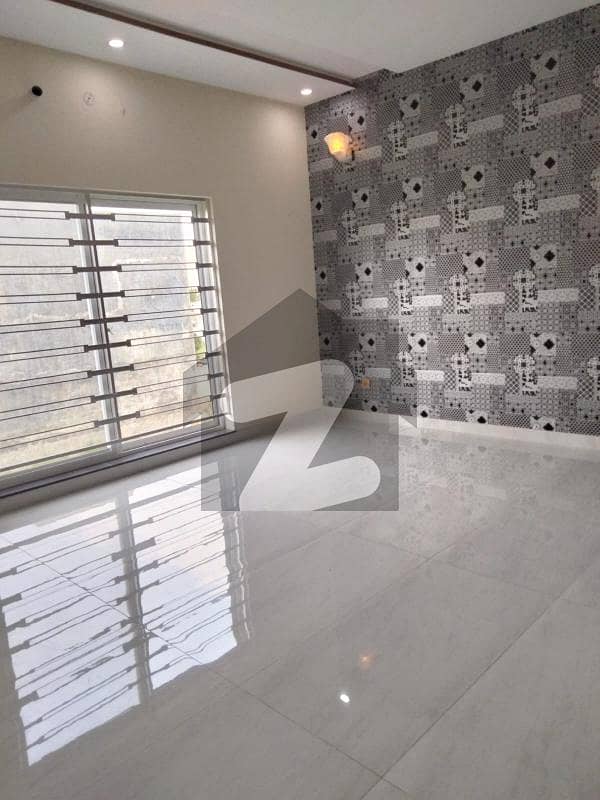5 Marla Park Facing Brand New House for Sale With Solar System Installed In M-7B Lake City Lahore 5 Marla Park Facing Brand New House for Sale With Solar System Installed In M-7B Lake City Lahore