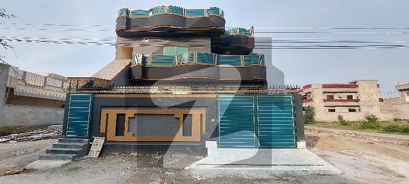 ریگی ماڈل ٹاؤن فیز 3 ریگی ماڈل ٹاؤن,پشاور میں 9 کمروں کا 10 مرلہ مکان 3.6 کروڑ میں برائے فروخت۔
