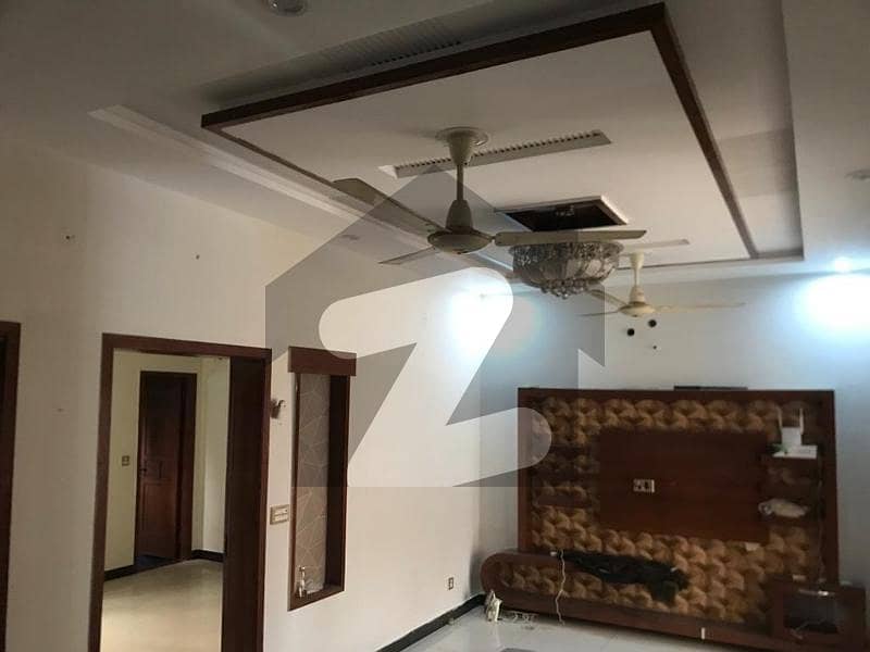 5 Marla Lower Portion For Rent In Sector D Bahria Town,Lahore