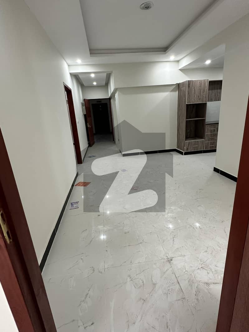 Brand new three bedroom luxury appartment available for sale at prime location