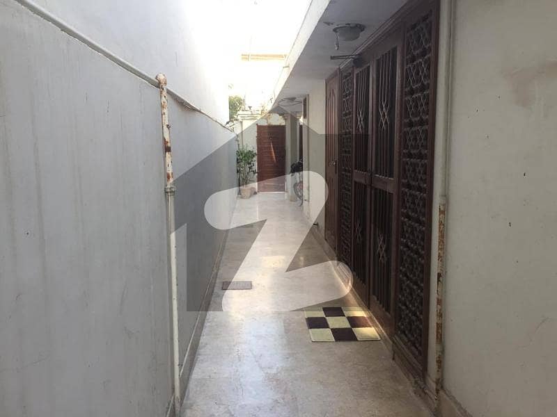 Very Well Maintained 240 Sq Yard Double Storey House Gulshan E Iqbal
