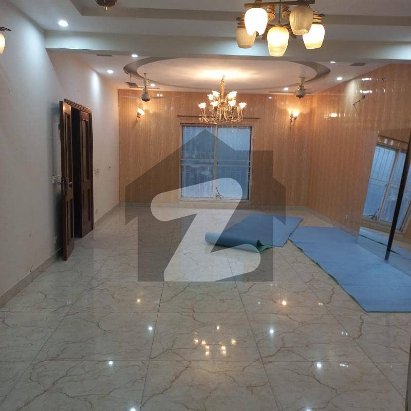 House Sized 2250 Square Feet Available In Bahria Town - Safari Block