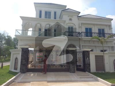 B Block 10 Marla Luxury Brand New House Available For Rent