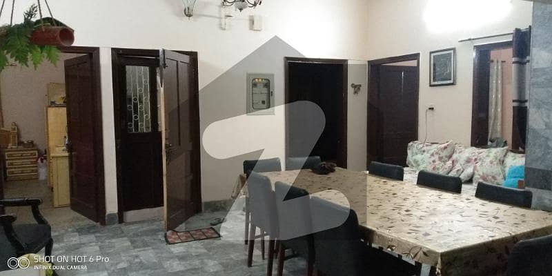 کے ڈی اے سکیم 1 کراچی میں 4 کمروں کا 8 مرلہ فلیٹ 6.5 کروڑ میں برائے فروخت۔