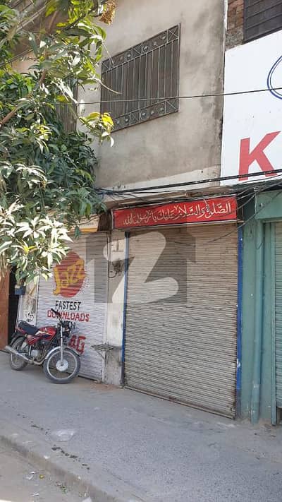کلمہ چوک راولپنڈی میں 1 مرلہ دکان 1.9 کروڑ میں برائے فروخت۔