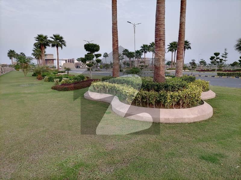 A Prime Location Residential Plot Of 10 Marla In Gujranwala Royal Palm