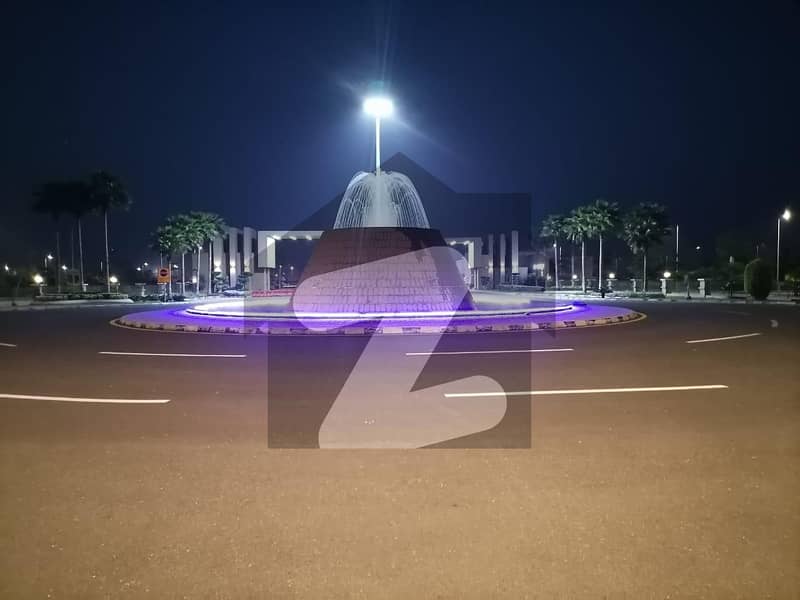 A Prime Location Residential Plot Of 10 Marla In Gujranwala Royal Palm