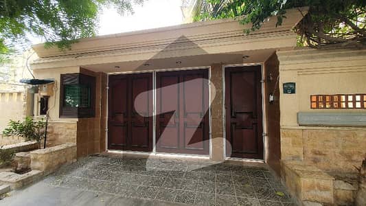 600 Sq Yd Bungalow For Rent In Khayaban-e-sehar Solar Installed West Open