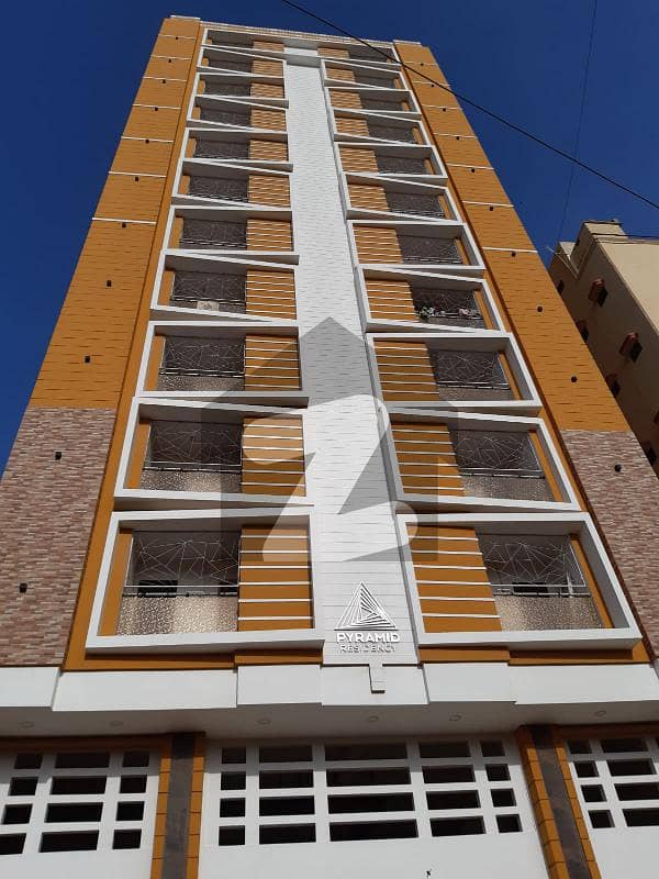 کلفٹن ۔ بلاک 1 کلفٹن,کراچی میں 4 کمروں کا 8 مرلہ فلیٹ 2.75 کروڑ میں برائے فروخت۔