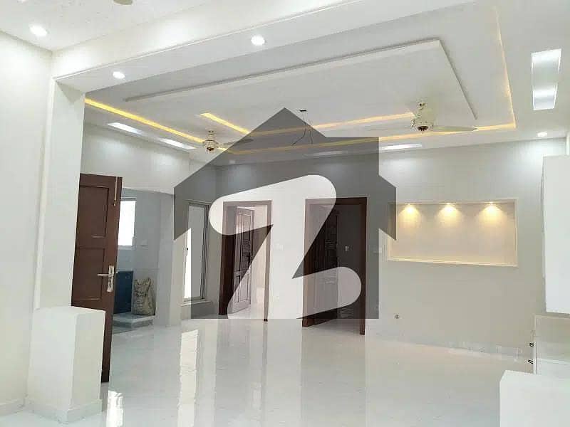 F-17 Multi 8 Marla Fresh House available For Sale F-17 Multi 8 Marla Fresh House available For Sale