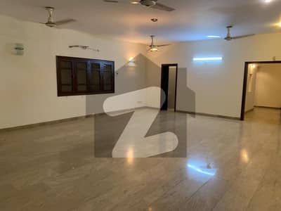 5994 Square Feet Upper Portion Is Available In Bukhari Commercial Area