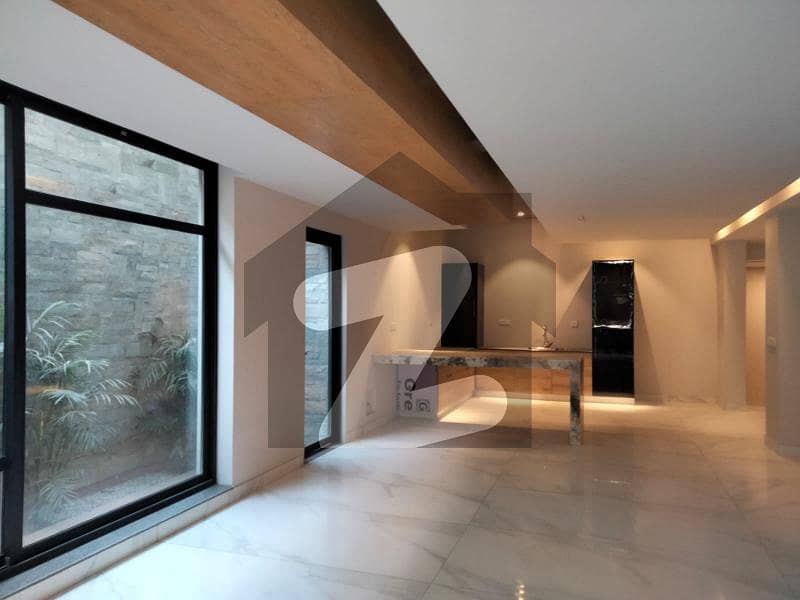 An Excellent House/ 500 Sqyrds/ F-7 Is Available For Sale An Excellent House/ 500 Sqyrds/ F-7 Is Available For Sale