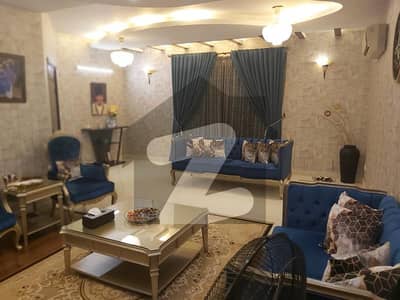 نیوی ہاؤسنگ سکیم زمزمہ زمزمہ,کراچی میں 5 کمروں کا 14 مرلہ مکان 3.5 لاکھ میں کرایہ پر دستیاب ہے۔