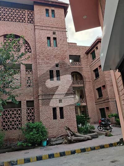 شبیر ٹاؤن ۔ ایگزیکٹو اپارٹمنٹز شبیر ٹاؤن,لاہور میں 3 کمروں کا 4 مرلہ فلیٹ 18.0 ہزار میں کرایہ پر دستیاب ہے۔