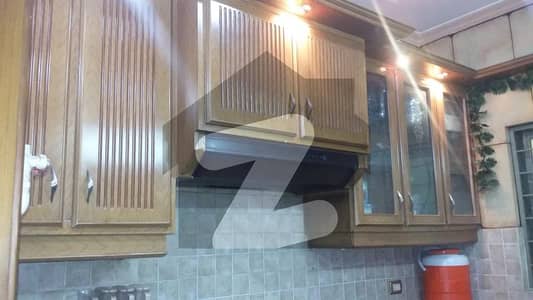 One Kanal House Is Available For Sale in Tipu Block Garden Town Lahore