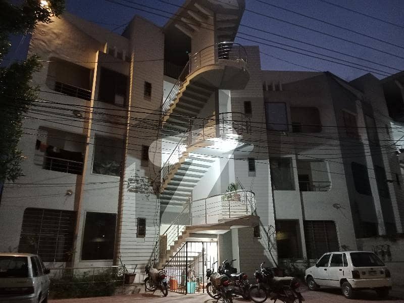 1550 sq feet flat for rent available in general public Kohsar,
2nd floor,
4 big rooms,
Big lounge,
Open kitchen,
Washing area,
West/east open 2 balconies,
Open parking,
Open roof for sitting in evening