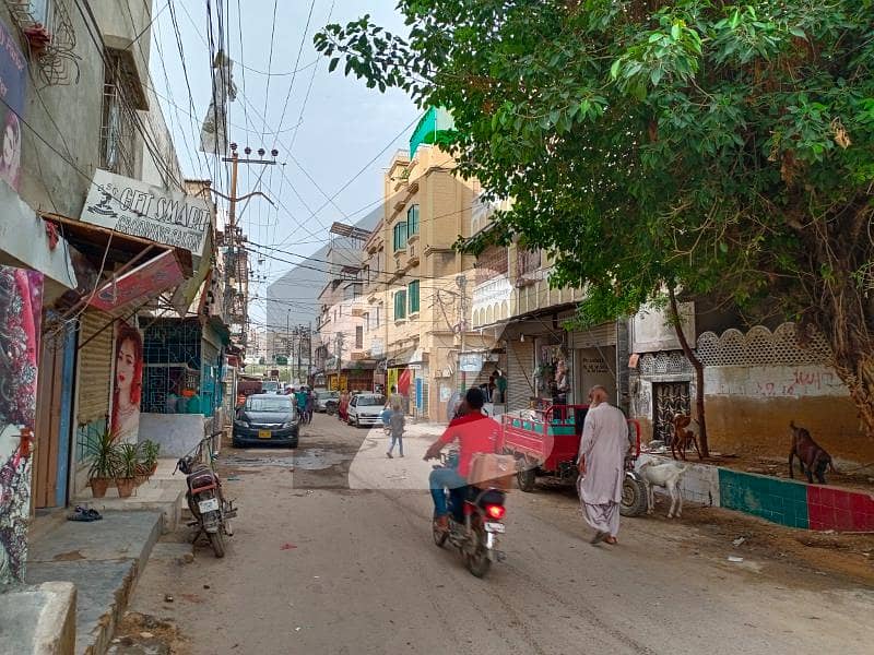 Corner 80 Yards 1st Floor On Rent In 5c2 North Karachi 12 Meter Road Pe Near To Main Road