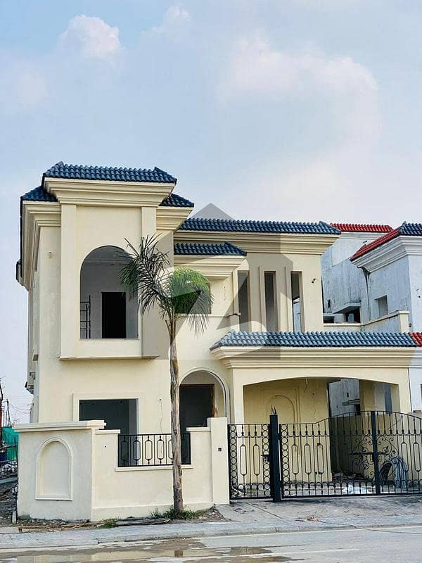 Lahore Smart City Villa For Sale Lahore Smart City Villa For Sale