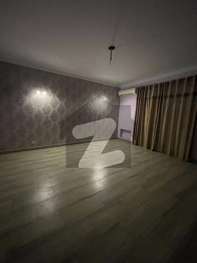 1 Kanal House For Sale in Alpha Society