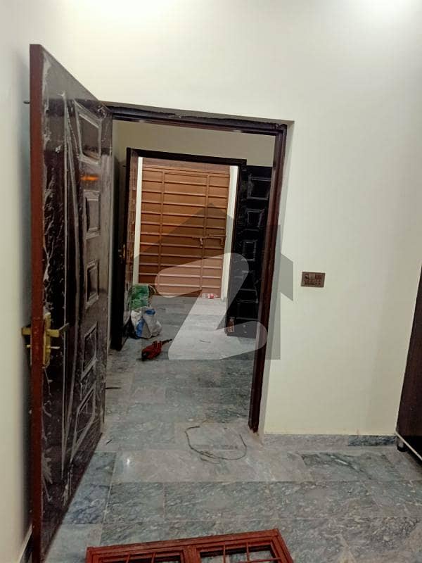 علامہ اقبال ٹاؤن لاہور میں 2 کمروں کا 2 مرلہ مکان 30.0 ہزار میں کرایہ پر دستیاب ہے۔