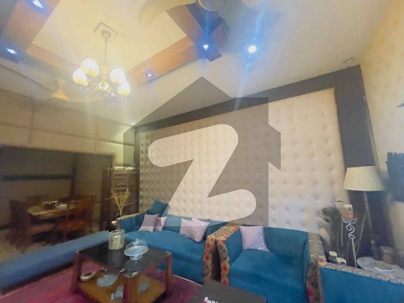 طفیل روڈ کینٹ,لاہور میں 4 کمروں کا 1 کنال بالائی پورشن 1.1 لاکھ میں کرایہ پر دستیاب ہے۔