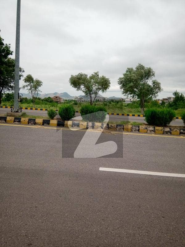1 Kanal F Block Corner Plot In Echs D-18 Islamabad.