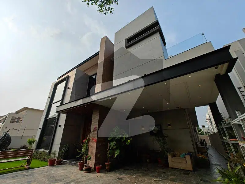 1 Kanal Modern & Luxury House For Sale In Phase 6 Lahore