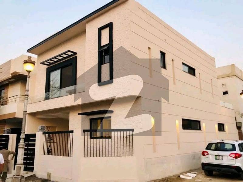 7 MARLA TRIPLE STORY HOUSE FOR SALE IN NASHEMAN E IQBAL PHASE 2 COLLEGE ROAD