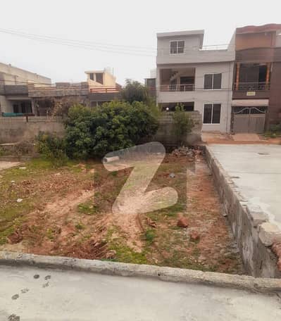 9.3 Three Side Corner Plot For Sale In Bani Gala