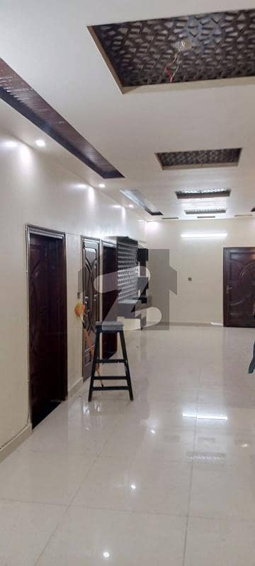 آدم جی نگر گلشنِ اقبال ٹاؤن,کراچی میں 4 کمروں کا 14 مرلہ بالائی پورشن 5.5 کروڑ میں برائے فروخت۔
