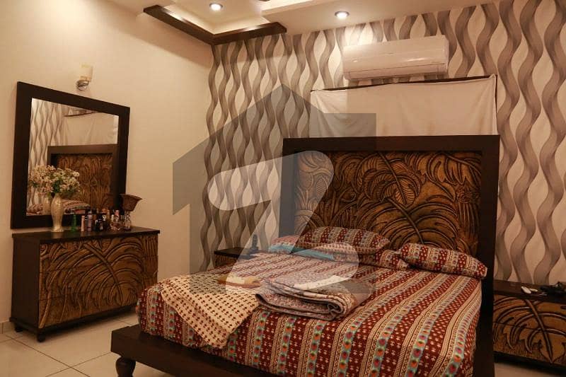 ڈی ایچ اے فیز 5 ایکسٹینشن ڈی ایچ اے فیز 5,ڈی ایچ اے ڈیفینس,کراچی میں 6 کمروں کا 1 کنال مکان 12.75 کروڑ میں برائے فروخت۔