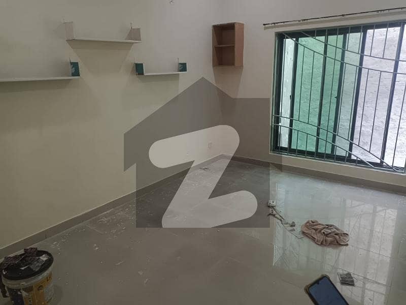 A 15 Marla Upper Portion In Lahore Is On The Market For Rent