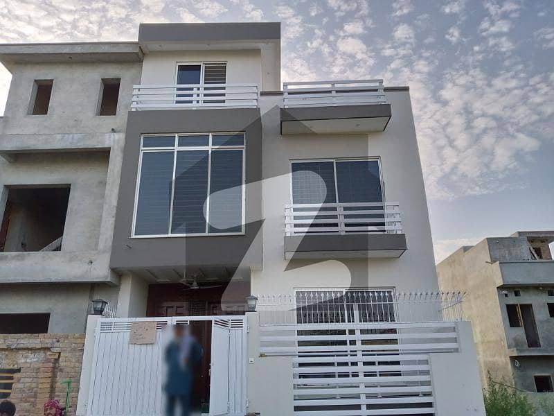 Brand New Ground+Basement Available For Rent Brand New Ground+Basement Available For Rent