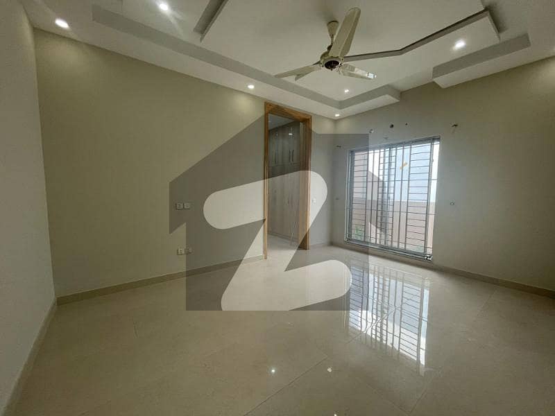 1 Kanal Like New Lower Portion For Rent In Nishtar Block Bahria Town Lahore
