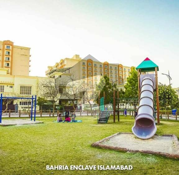 8M COMMERCIAL CORNER CATAGORY PLOT AVAILABLE FOR SALE IN SEC C1 BAHRIA ENCLAVE ISLAMABAD