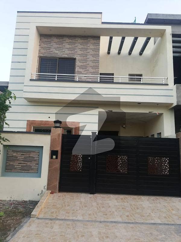 Brand New House 5 Marla In D Block Available For Sale In Master City