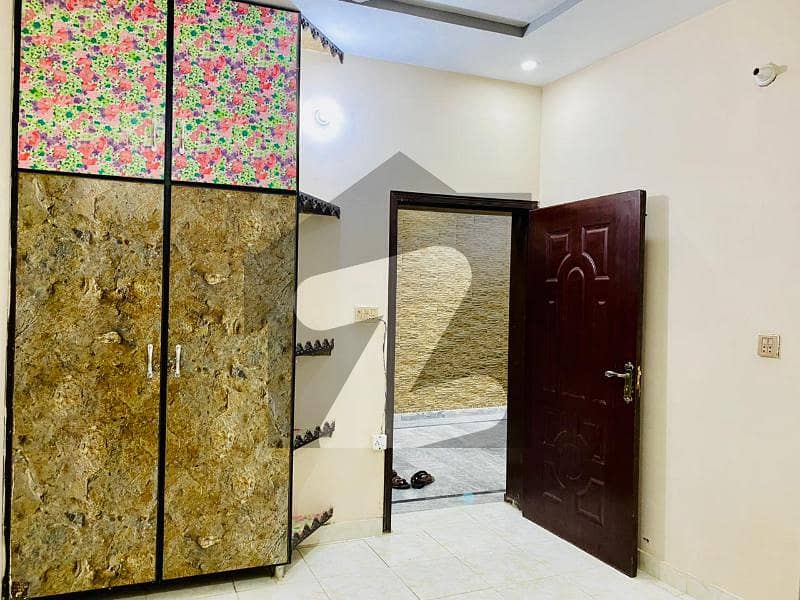 جیل روڈ لاہور میں 2 کمروں کا 3 مرلہ فلیٹ 45.0 لاکھ میں برائے فروخت۔
