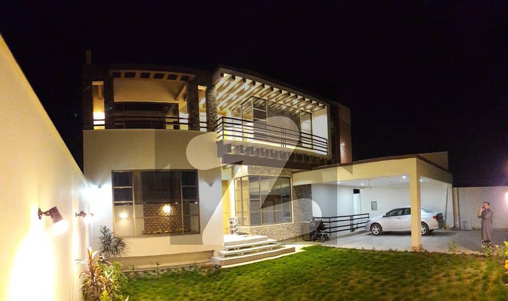 1 kanal fresh beautiful house for sale in hayatabad