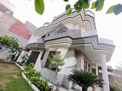 Unoccupied House Of 20 Marla Is Available For sale In Usman Block