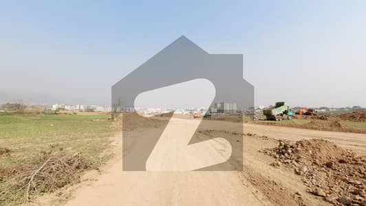 1250 Square Feet Residential Plot For sale In D-17