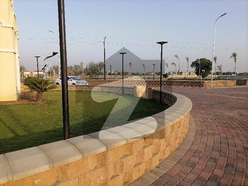 Unoccupied Prime Location Residential Plot Of 125 Square Yards Is Available For sale In Cantt